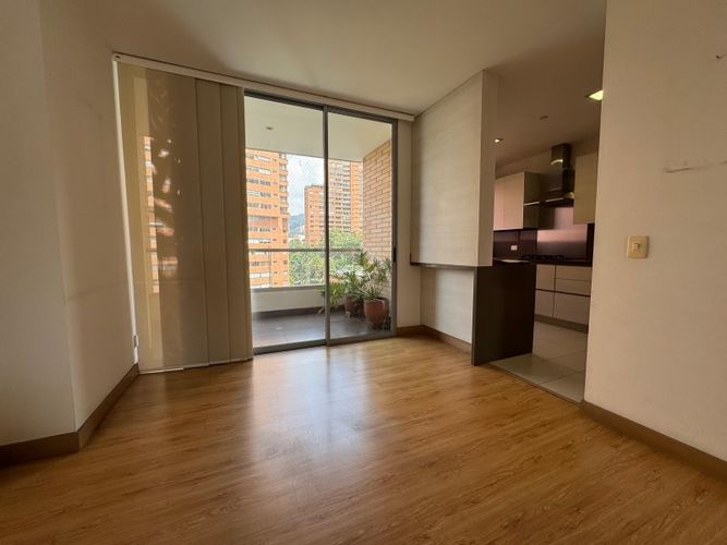 Apartamento de 3 alcobas en venta en Castropol, Medellín, 187 m² · foto 7 de 20
