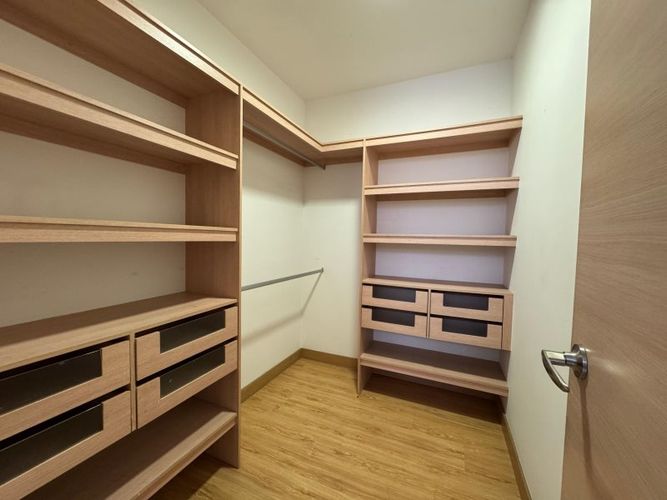 Apartamento de 3 alcobas en venta en Castropol, Medellín, 187 m² · foto 10 de 20