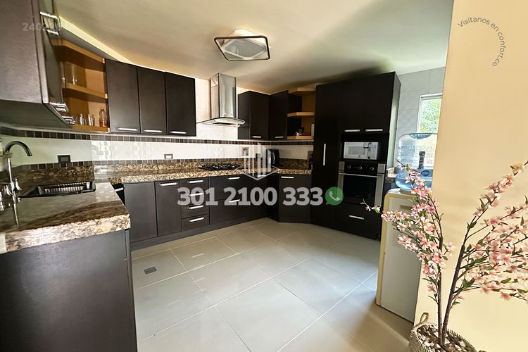 Apartamento de 3 alcobas en arriendo en Laureles, Medellín, 120 m² · foto 9 de 24