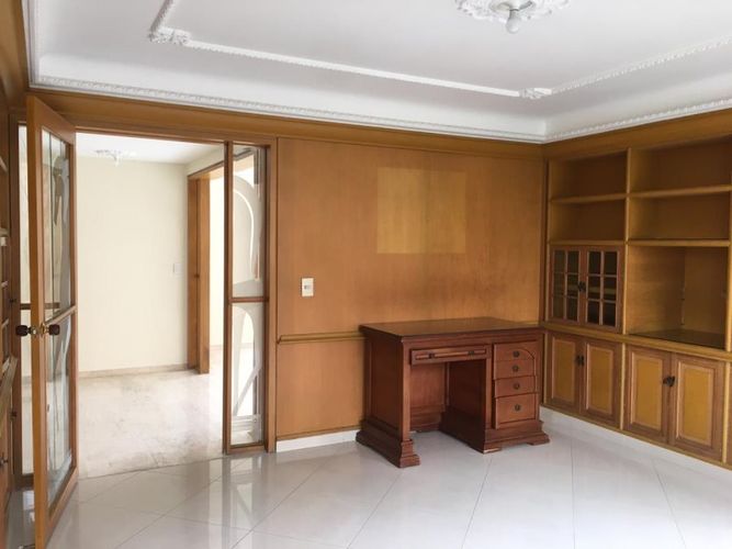 Apartamento de 5 alcobas en venta en La Florida, Medellín, 260 m² · foto 4 de 19