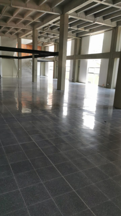 Bodega en venta en San Diego, Medellín, 2600 m² · foto 6 de 9