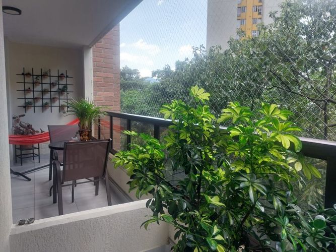 Apartamento de 3 alcobas en venta en La Aguacatala, Medellín, 175 m² · foto 7 de 20