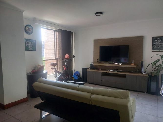 Apartamento de 3 alcobas en venta en La Aguacatala, Medellín, 175 m² · foto 12 de 20