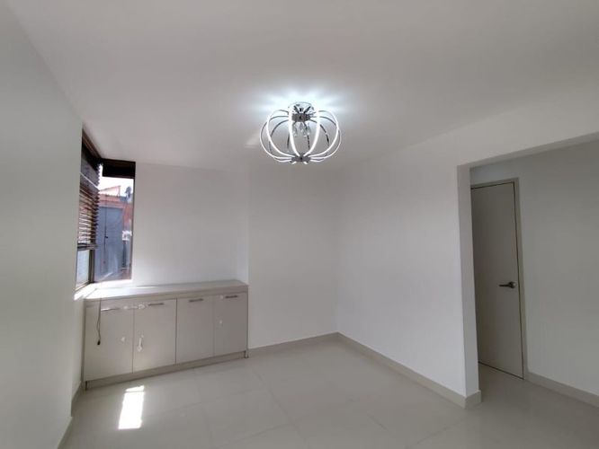 Apartamento de 4 alcobas en venta en Los Balsos, Medellín, 162 m² · foto 7 de 24