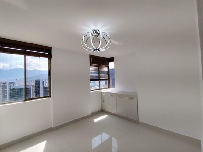 Apartamento de 4 alcobas en venta en Los Balsos, Medellín, 162 m² · foto 13 de 24