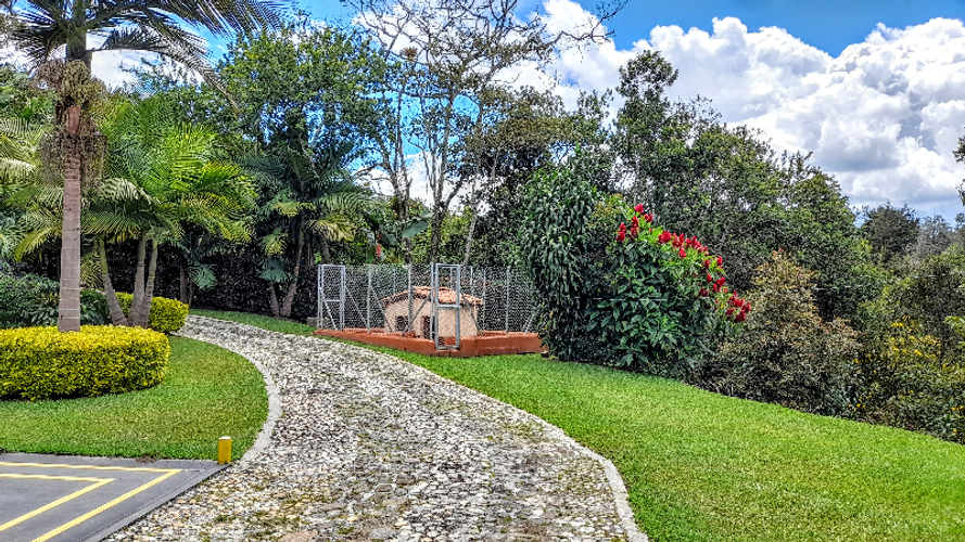 Finca en venta en Alcaravanes, Marinilla, 379 m² · foto 5 de 22