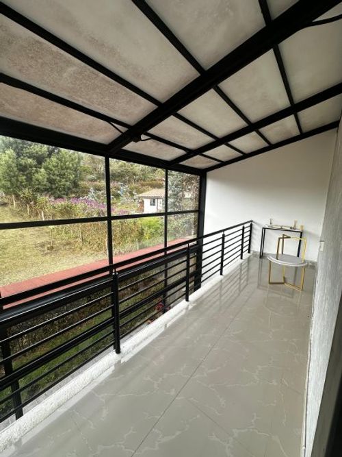 Finca en venta en Santa Elena, Medellín, 530 m² · foto 9 de 24