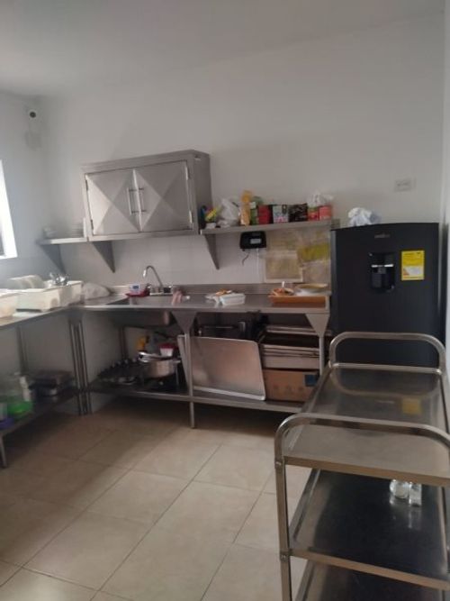 Casa de 18 alcobas en venta en Laureles, Medellín, 500 m² · foto 11 de 20