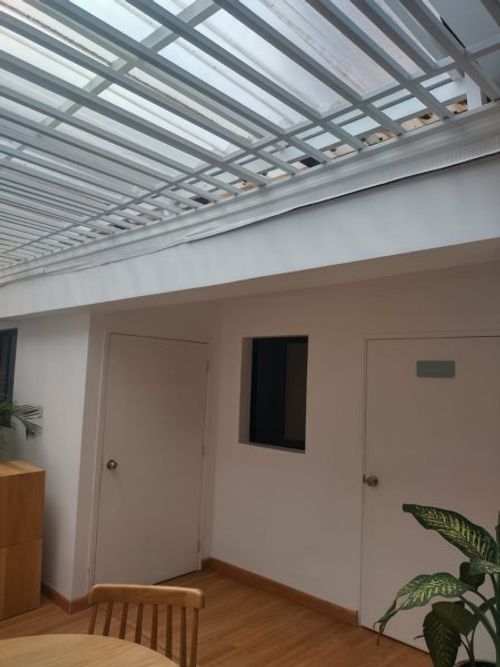 Casa de 18 alcobas en venta en Laureles, Medellín, 500 m² · foto 20 de 20