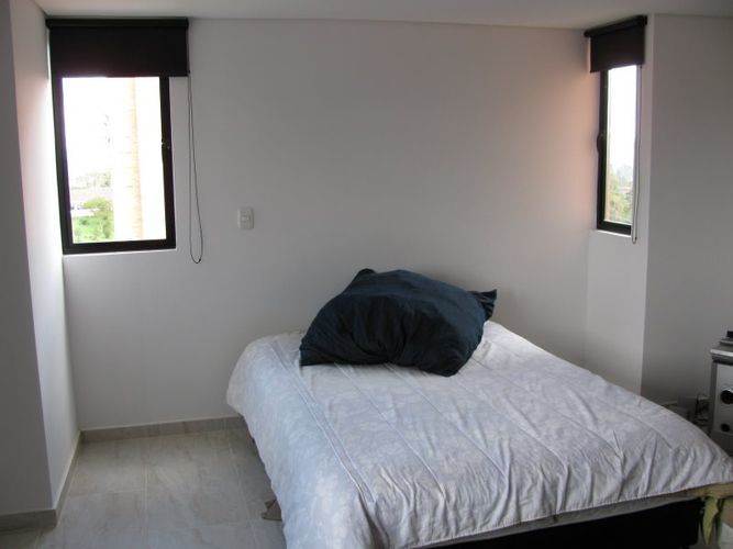 Apartamento de 2 alcobas en venta en Centro, Rionegro, 78 m² · foto 2 de 16