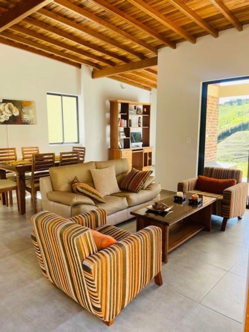 Casa de 3 alcobas en venta en La Mosca, Rionegro · foto 17 de 24