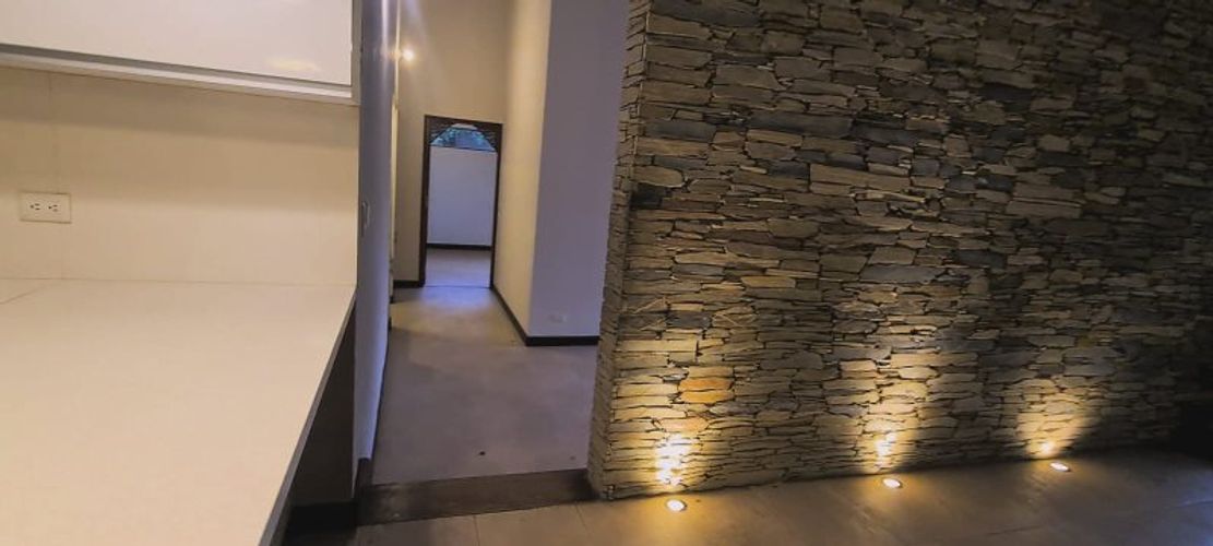 Casa de 3 alcobas en venta en Loma Del Escobero, Envigado, 500 m² · foto 6 de 24
