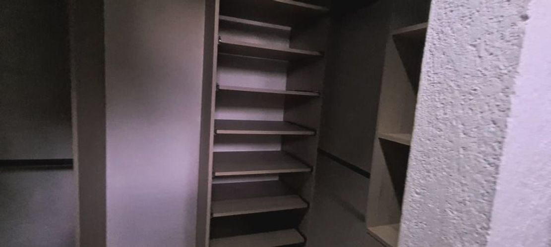 Casa de 3 alcobas en venta en Loma Del Escobero, Envigado, 500 m² · foto 11 de 24