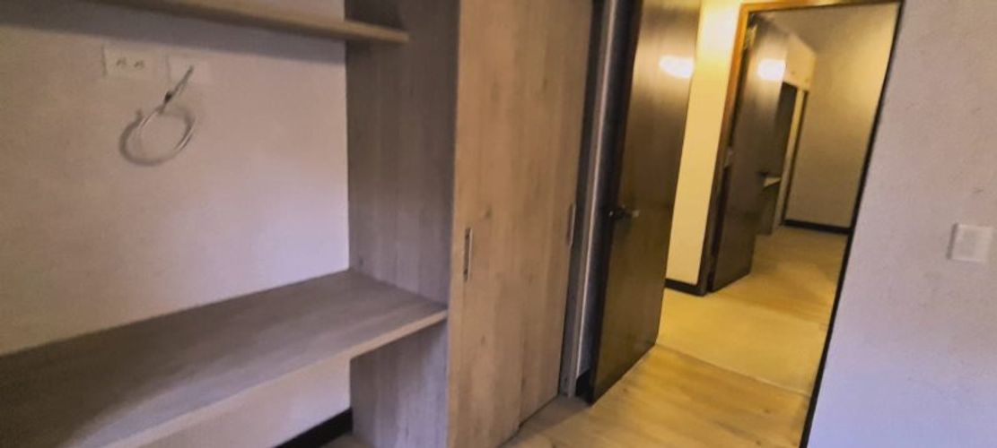 Casa de 3 alcobas en venta en Loma Del Escobero, Envigado, 500 m² · foto 12 de 24