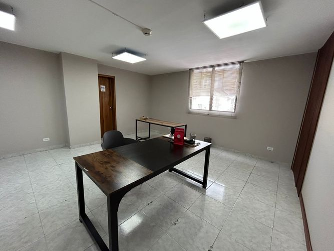 Oficina en venta en Sector Lago Uribe, Pereira, 48 m² · foto 3 de 7