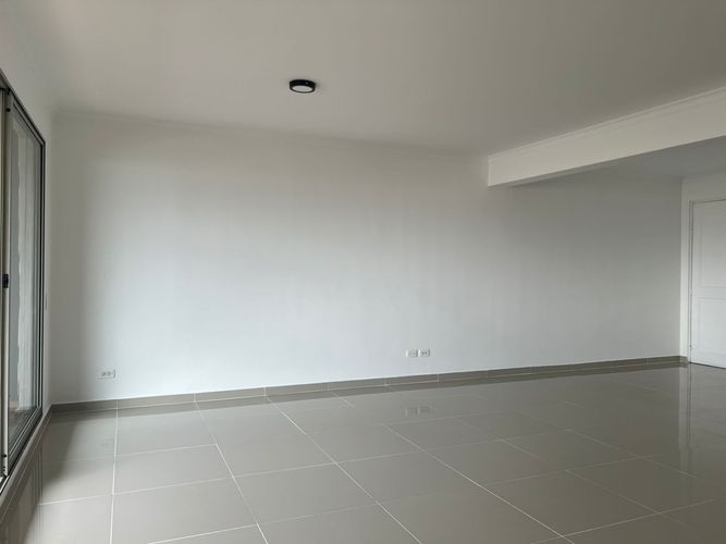 Apartamento de 3 alcobas en arriendo en Loma Benedictinos, Medellín, 148 m² · foto 2 de 16