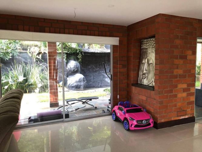 Casa de 5 alcobas en venta en Loma De La Doctora, Sabaneta, 470 m² · foto 7 de 17