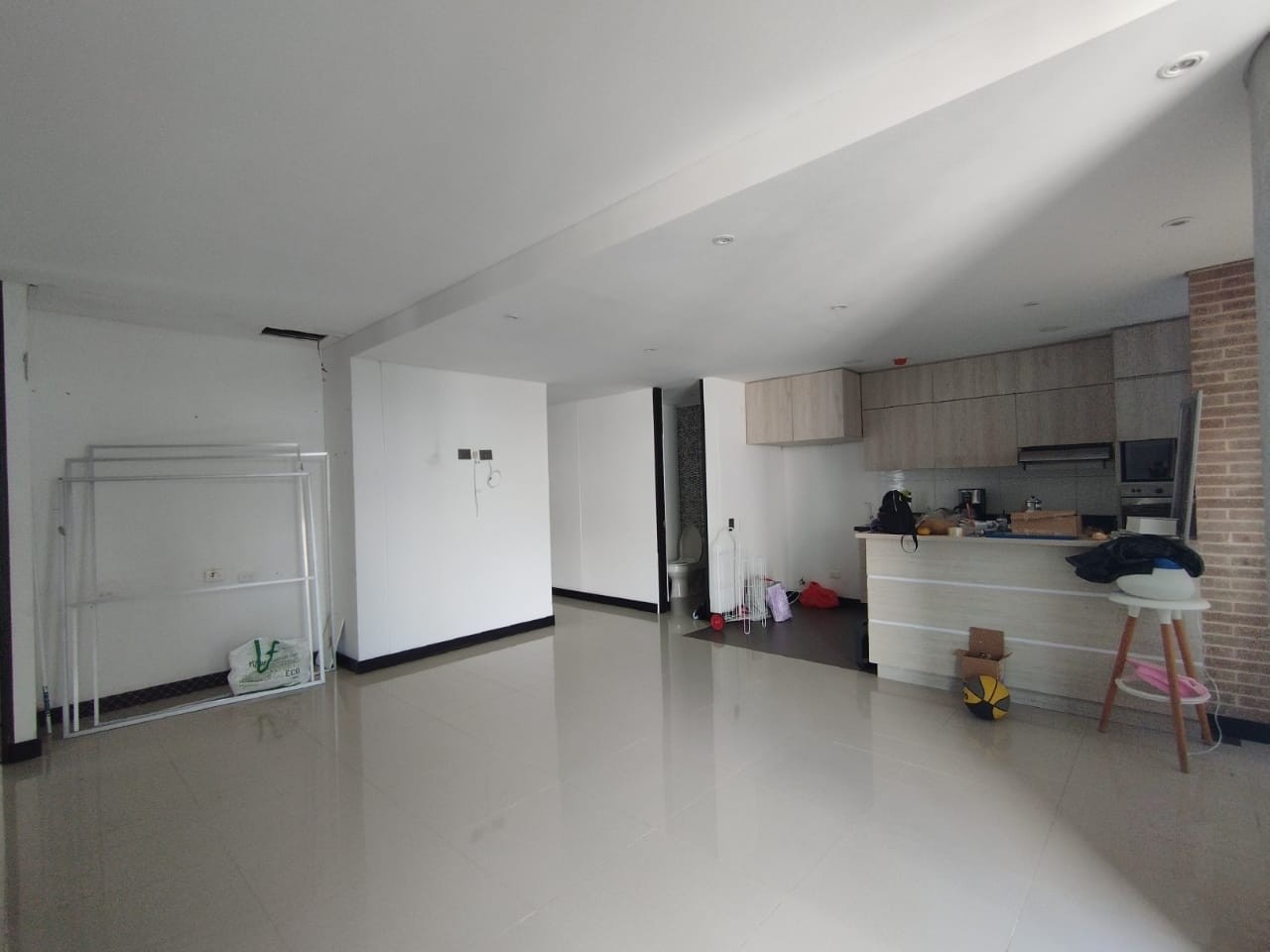 Apartamento en venta en Los Alamos, Pereira · foto 2 de 9