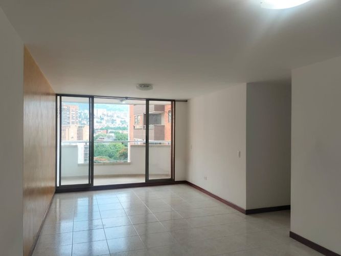 Apartamento de 3 alcobas en arriendo en Otraparte, Envigado, 99 m² · foto 2 de 16