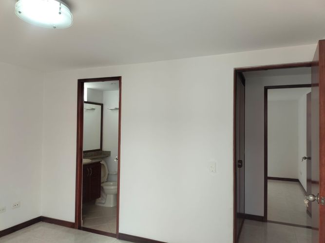 Apartamento de 3 alcobas en arriendo en Otraparte, Envigado, 99 m² · foto 9 de 16
