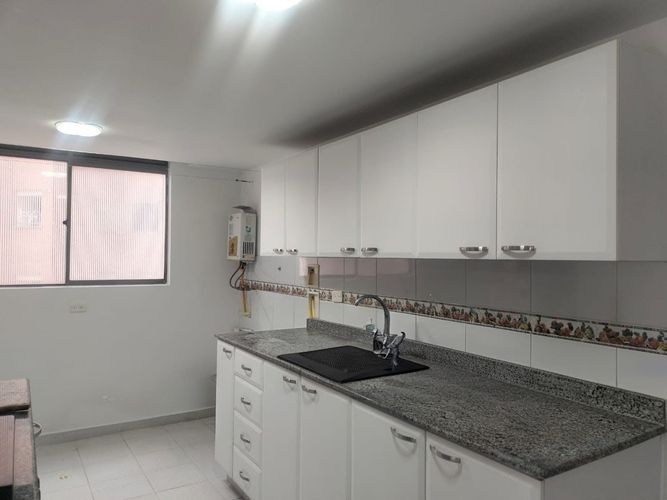 Apartamento de 3 alcobas en arriendo en Otraparte, Envigado, 99 m² · foto 6 de 16