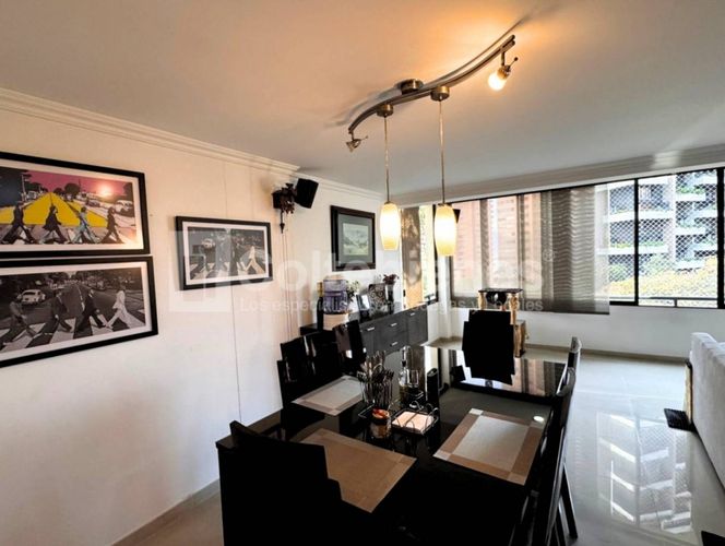 Apartamento de 3 alcobas en venta en La Florida, Medellín, 145 m² · foto 4 de 23