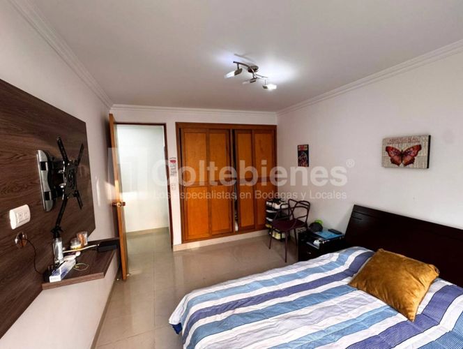 Apartamento de 3 alcobas en venta en La Florida, Medellín, 145 m² · foto 20 de 23