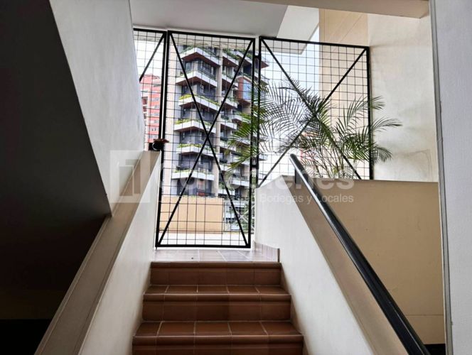 Apartamento de 3 alcobas en venta en La Florida, Medellín, 145 m² · foto 22 de 23