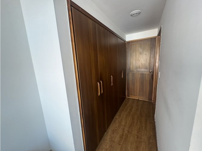 Apartaestudio en venta en Los Rosales, Bogotá, 44 m² · foto 7 de 11