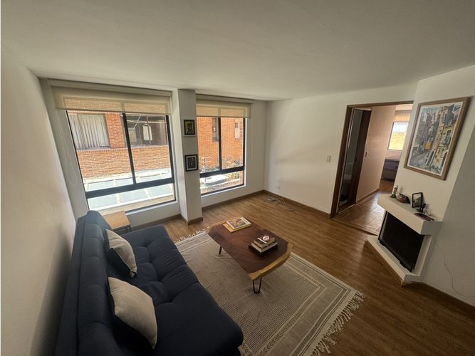 Apartaestudio en venta en Los Rosales, Bogotá, 44 m² · foto 9 de 11
