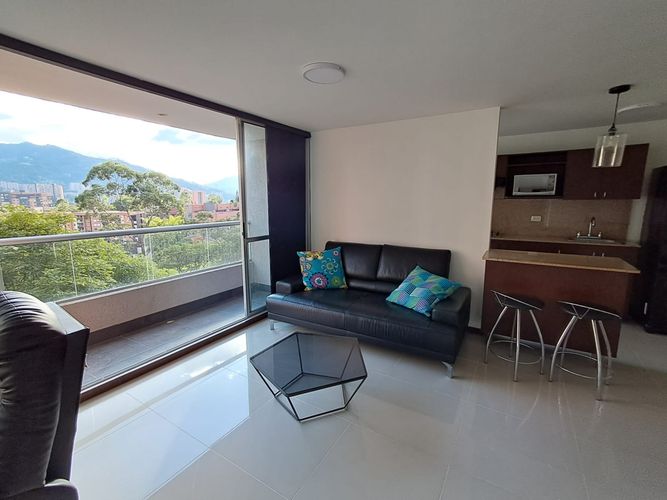Apartamento de 2 alcobas en arriendo en Loma Del Esmeraldal, Envigado, 76 m² · foto 5 de 20
