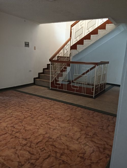 Casa de 5 alcobas en arriendo en San Luis, Soacha, 367 m² · foto 3 de 24