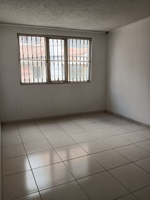 Casa de 5 alcobas en arriendo en San Luis, Soacha, 367 m² · foto 14 de 24
