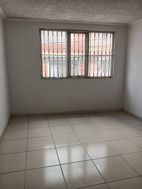 Casa de 5 alcobas en arriendo en San Luis, Soacha, 367 m² · foto 15 de 24