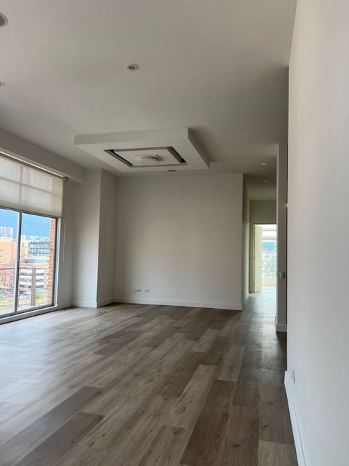Apartamento de 2 alcobas en venta en Chico Norte, Bogotá, 143 m² · foto 4 de 21