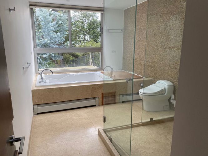 Casa de 4 alcobas en venta en El Refugio, Bogotá, 830 m² · foto 17 de 24