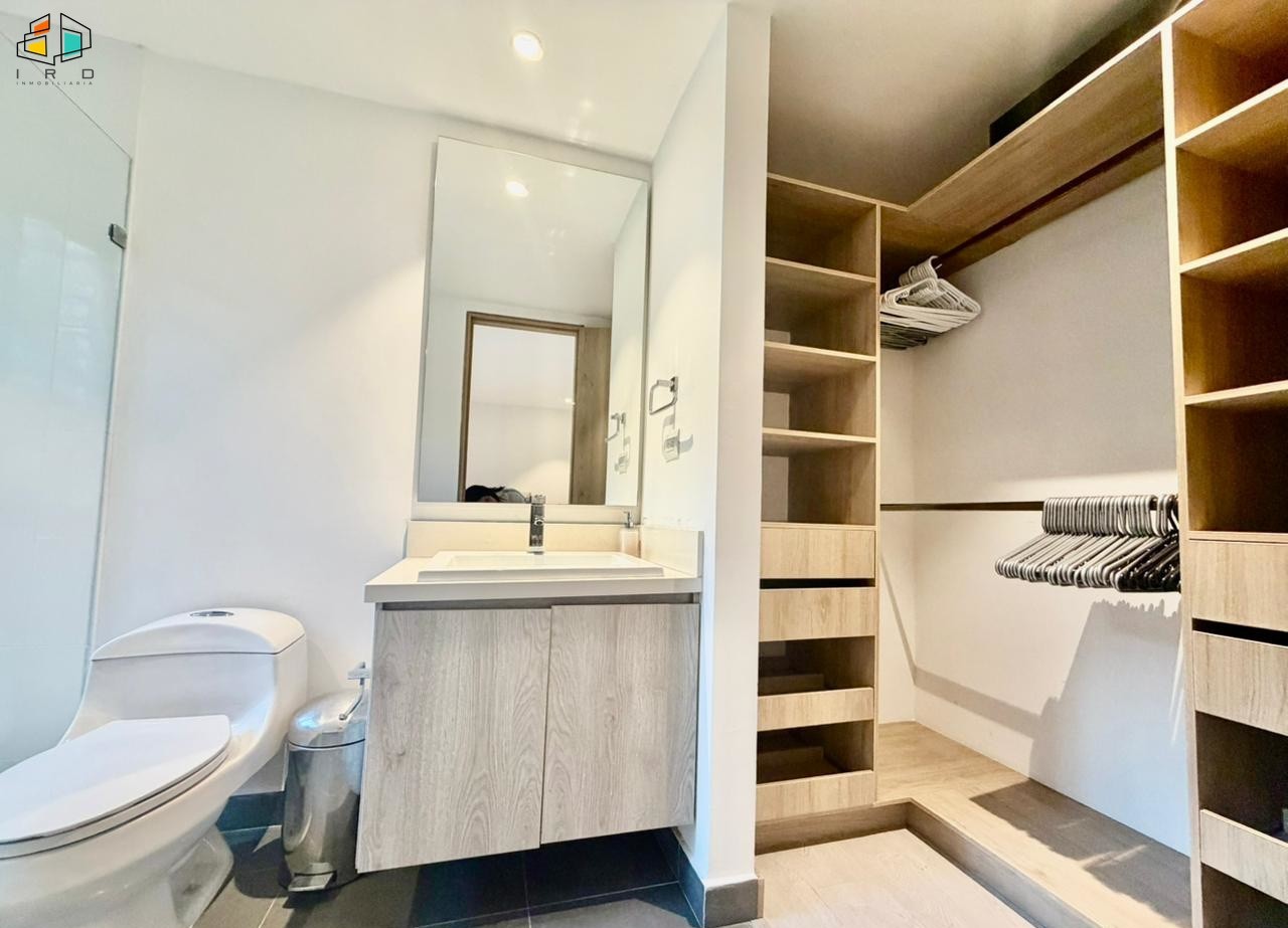 Apartamento en arriendo en El Poblado, Medellín · foto 21 de 24