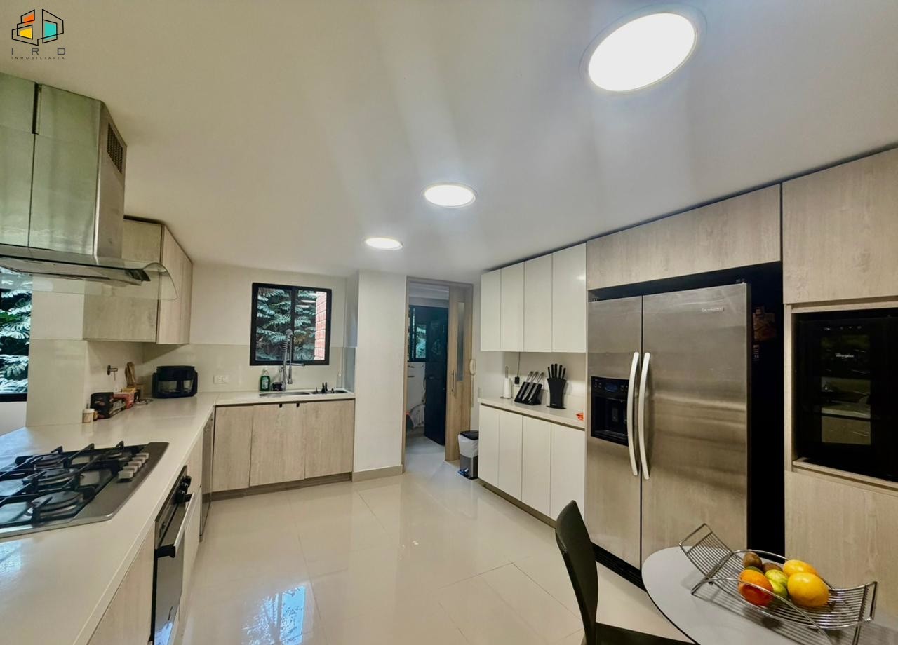 Apartamento en arriendo en El Poblado, Medellín · foto 10 de 24