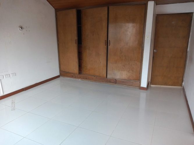 Casa de 5 alcobas en venta en Pontevedra, Bogotá, 243 m² · foto 6 de 24
