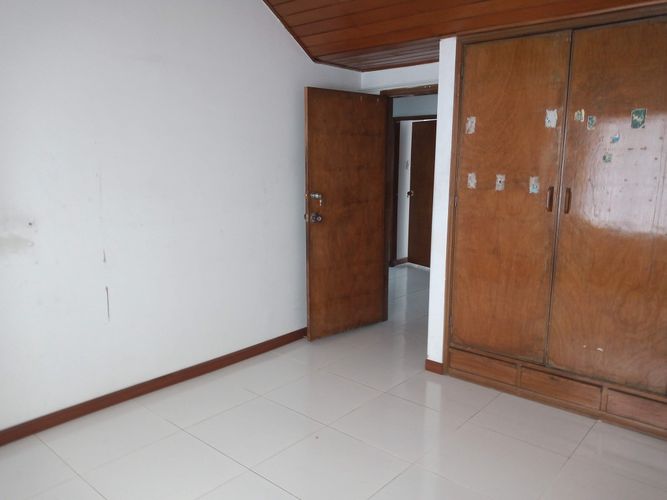 Casa de 5 alcobas en venta en Pontevedra, Bogotá, 243 m² · foto 9 de 24