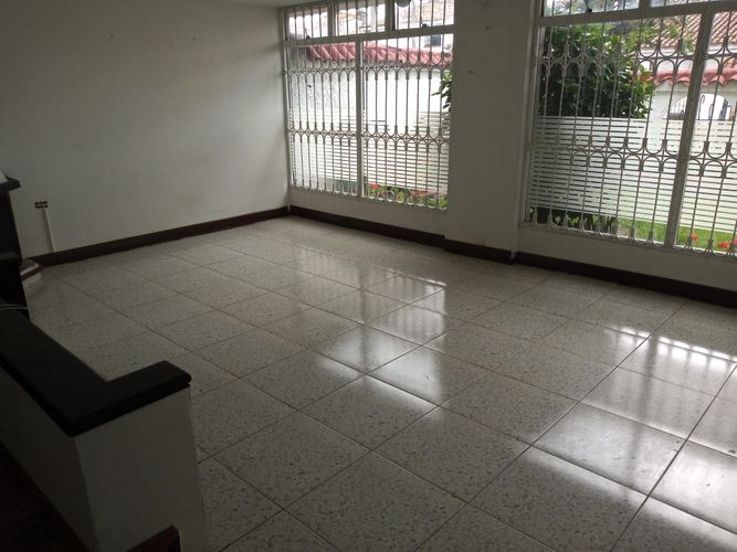 Casa de 5 alcobas en venta en Pontevedra, Bogotá, 243 m² · foto 11 de 24