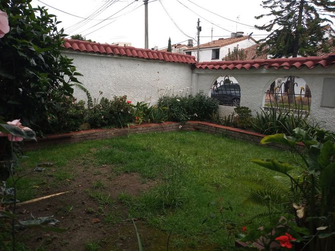 Casa de 5 alcobas en venta en Pontevedra, Bogotá, 243 m² · foto 24 de 24