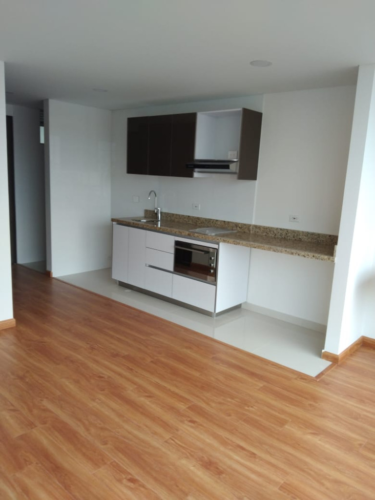 Apartamento en venta en Campin, Bogotá · foto 6 de 11