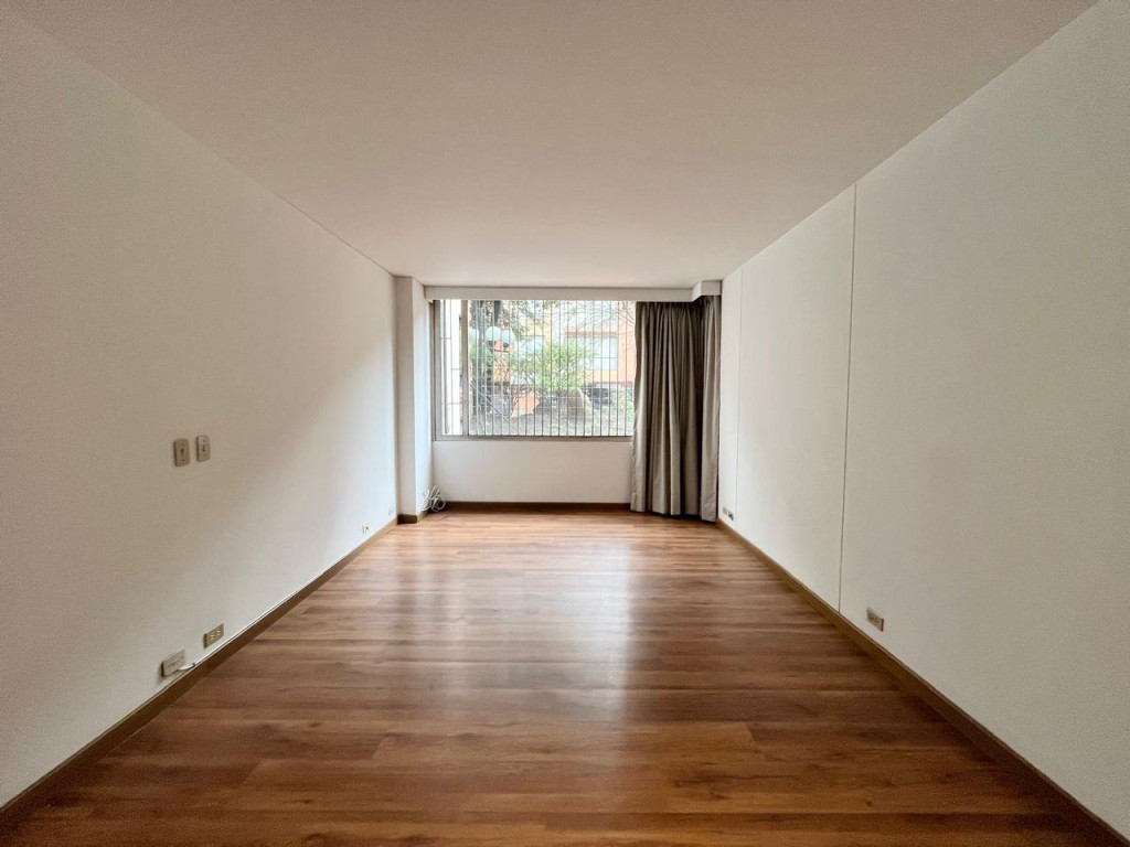 Apartamento en venta en Los Rosales, Bogotá · foto 4 de 20