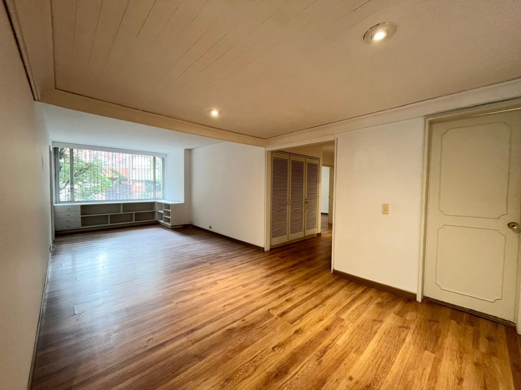 Apartamento en venta en Los Rosales, Bogotá · foto 5 de 20