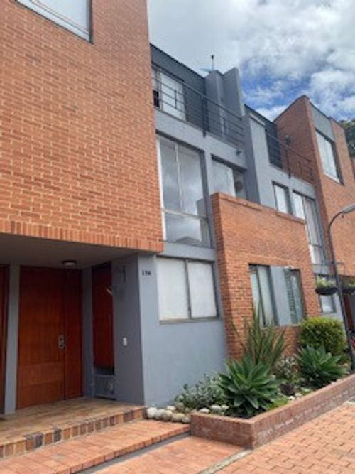 Casa de 3 alcobas en venta en Casa Blanca, Bogotá, 169 m² · foto 14 de 23