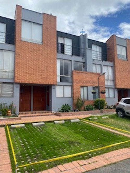 Casa de 3 alcobas en venta en Casa Blanca, Bogotá, 169 m² · foto 15 de 23