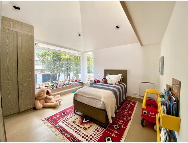 Casa de 3 alcobas en venta en Santa Barbara Alta, Bogotá, 1985 m² · foto 7 de 21