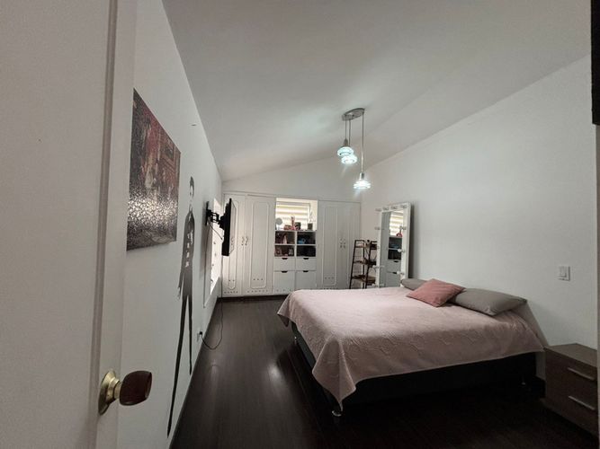 Casa de 3 alcobas en venta en El Recreo De Los Frailes, Bogotá, 320 m² · foto 7 de 20