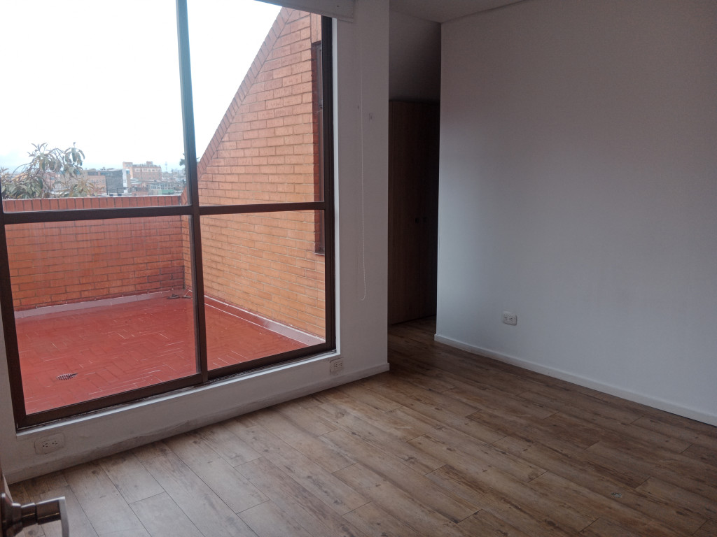 Apartamento en venta en Fontibon, Bogotá · foto 8 de 16